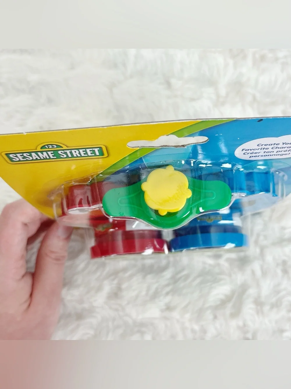 Sesame Street Dough & Molds Playset Non Toxic Elmo Cookie Monster 2 Cans